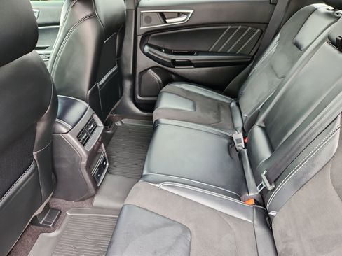 Used 2019 Ford Edge ST w/ Equipment Group 401A AWD/4WD image 13