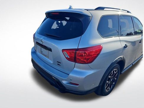 Used 2019 Nissan Pathfinder SL w/ Rock Creek Edition image 14