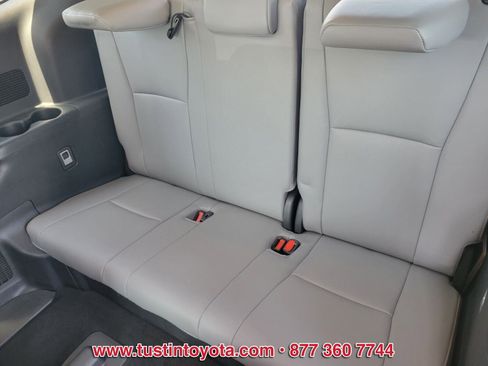 Used 2023 Toyota Highlander Bronze Edition w/ Protection Package #3 (TMS) FWD image 12