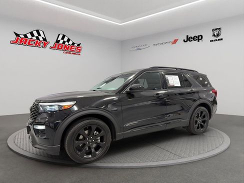 Used 2023 Ford Explorer ST-Line w/ Class IV Trailer Tow Package RWD image 2