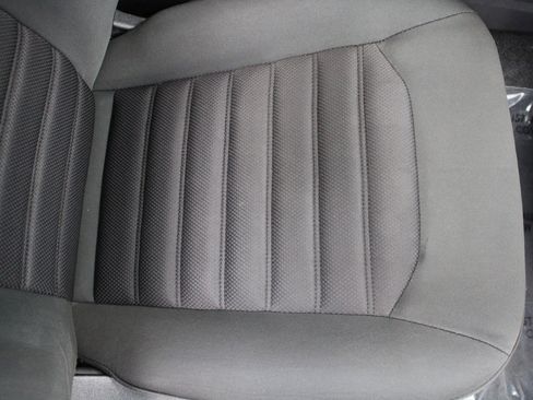 Used 2017 Ford Fusion SE image 28