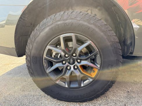 Used 2025 Ford Expedition Tremor AWD/4WD image 9