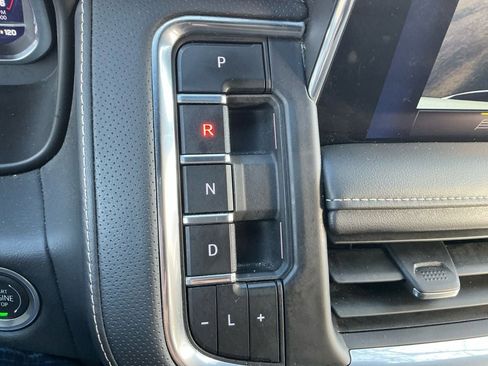 Used 2024 Chevrolet Tahoe Premier image 20