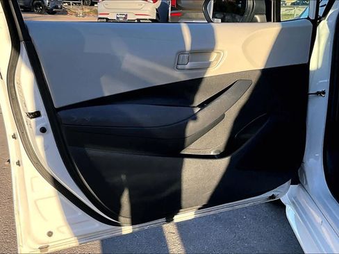 Used 2024 Toyota Corolla LE image 20