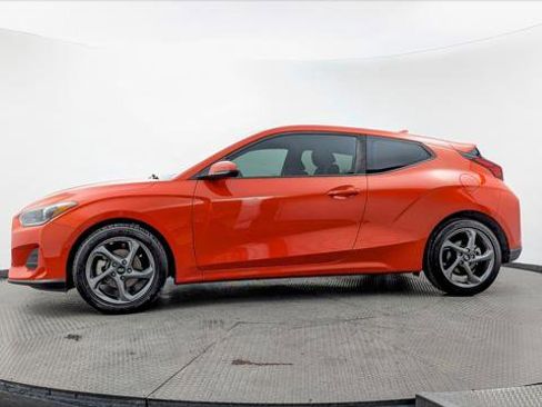 Used 2020 Hyundai Veloster 2.0 image 3