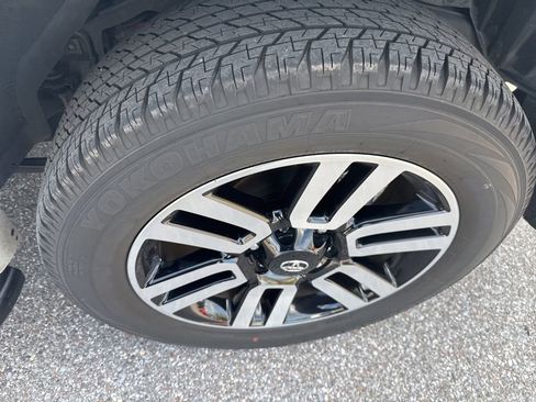 Used 2023 Toyota 4Runner Limited RWD image 9