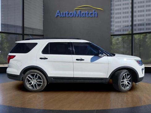 Used 2018 Ford Explorer Sport w/ Equipment Group 401A AWD/4WD image 10