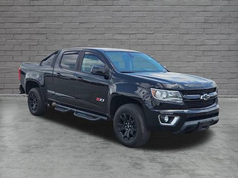Used 2018 Chevrolet Colorado Z71 w/ Z71 Midnight Edition AWD/4WD image 7