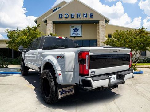 Used 2026 Ford F350 Platinum AWD/4WD image 3