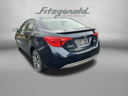 Used 2017 Toyota Corolla XSE image 5