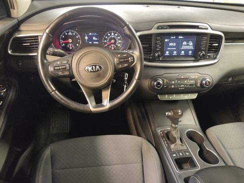 Used 2018 Kia Sorento AWD image 22