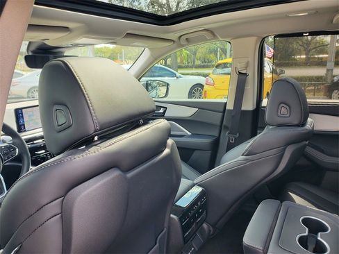 Used 2026 Acura MDX w/ Technology Package image 11