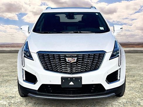 Certified 2023 Cadillac XT5 Premium Luxury w/ LPO, Floor Liner Package image 2