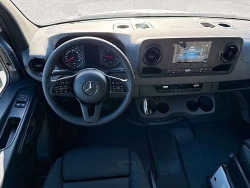 New 2024 Mercedes-Benz Sprinter 3500 image 19