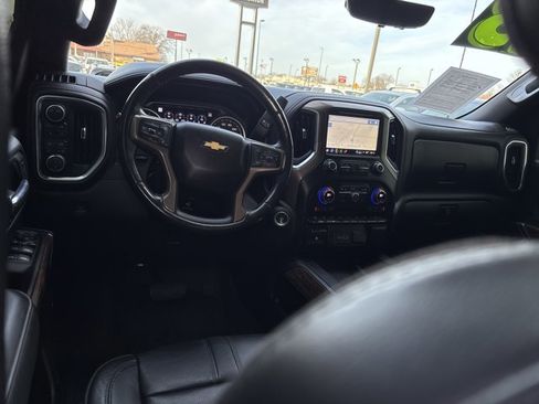 Used 2023 Chevrolet Silverado 2500 High Country w/ Z71 Off-Road Package image 22
