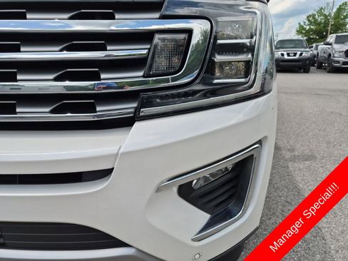 Used 2019 Ford Expedition Limited RWD image 11