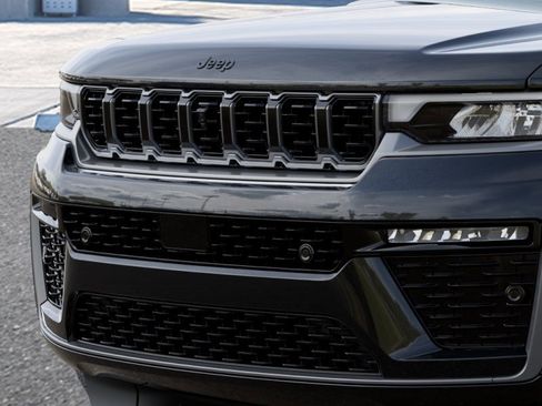 New 2026 Jeep Grand Cherokee L Summit image 11