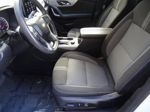 Used 2023 Chevrolet Blazer LT image 6