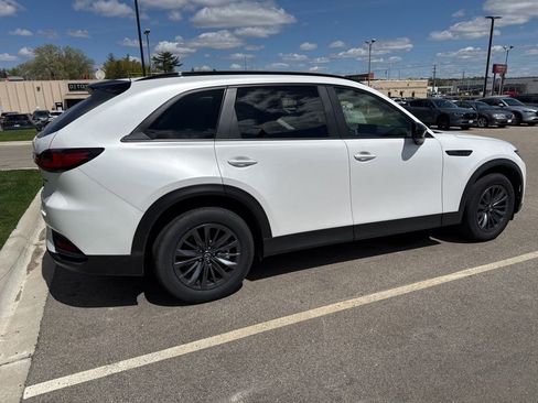 Used 2025 MAZDA CX-70 3.3 Turbo w/ Preferred Package AWD/4WD image 3
