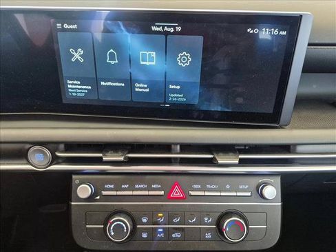 Used 2025 Hyundai Tucson SE FWD image 8