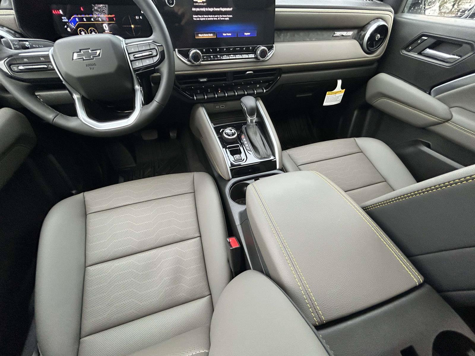 New 2026 Chevrolet Colorado ZR2 w/ Technology Package AWD/4WD image 16
