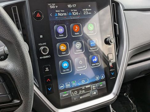 Used 2024 Subaru Crosstrek 2.0i Premium image 19