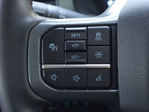 Used 2025 Ford F150 Lariat w/ Equipment Group 502A High AWD/4WD image 19
