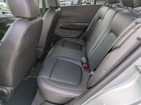 Used 2020 Chevrolet Sonic Premier image 13