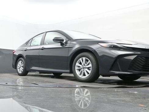 New 2026 Toyota Camry LE image 22