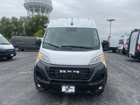 Used 2025 RAM ProMaster 2500 w/ Safety Group image 8