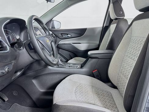 Used 2023 Chevrolet Equinox LT w/ Driver Convenience Package image 11