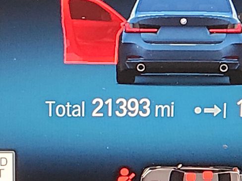 Certified 2023 BMW 330i xDrive Sedan w/ Premium Package image 18