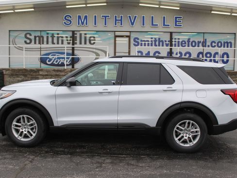 New 2026 Ford Explorer Active AWD/4WD image 4