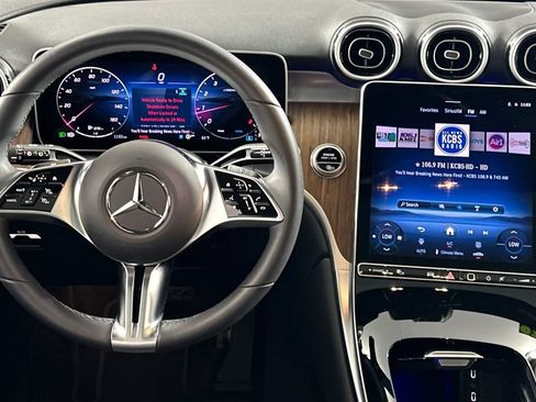 Certified 2026 Mercedes-Benz GLC 300 4MATIC image 17