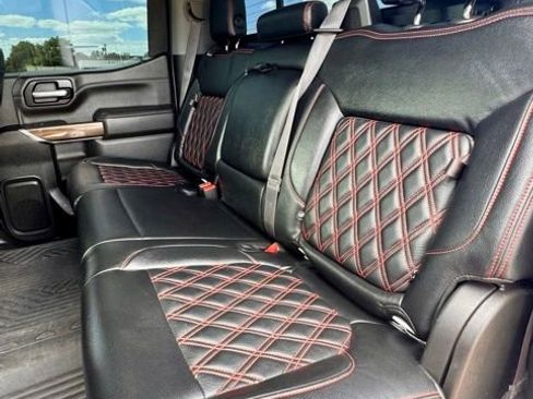 Used 2022 Chevrolet Silverado 1500 LT Trail Boss w/ Convenience Package II AWD/4WD image 11