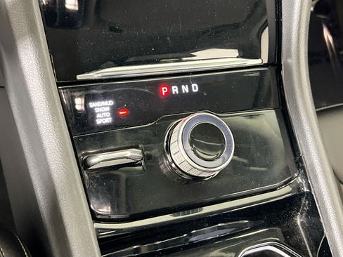 Used 2023 Jeep Grand Cherokee Limited AWD/4WD image 17