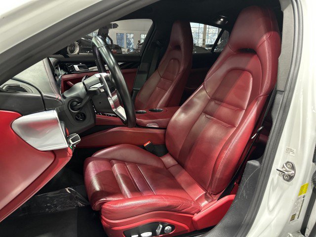 Used 2018 Porsche Panamera 4 AWD/4WD image 5