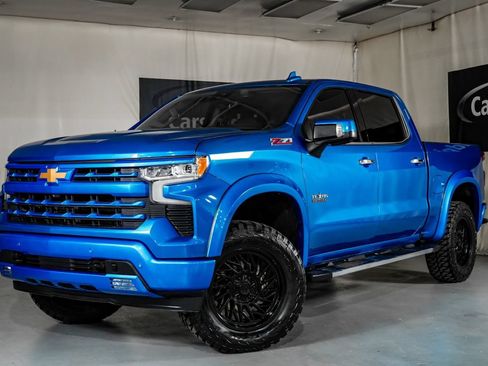 Used 2022 Chevrolet Silverado 1500 LTZ w/ LTZ Premium Texas Edition AWD/4WD image 5