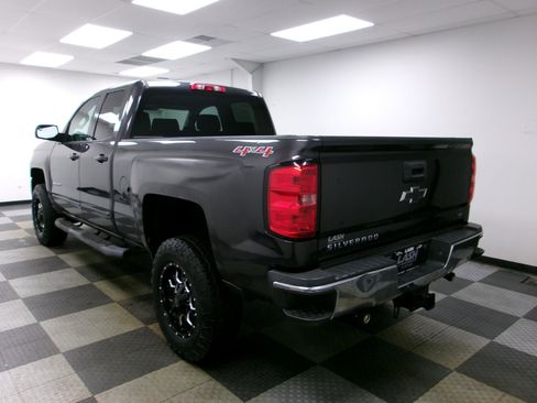 Used 2015 Chevrolet Silverado 2500 LT w/ LT Convenience Package image 2