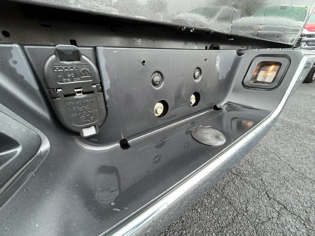 Used 2024 RAM 1500 Classic SLT AWD/4WD image 20