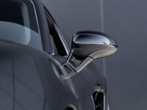 Used 2018 Porsche 718 Cayman S w/ Sport Chrono Package image 17