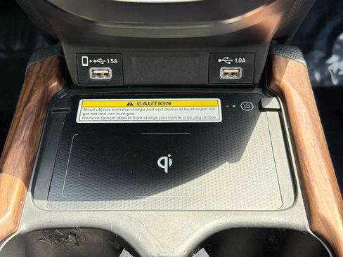 Used 2022 Honda CR-V Touring image 26
