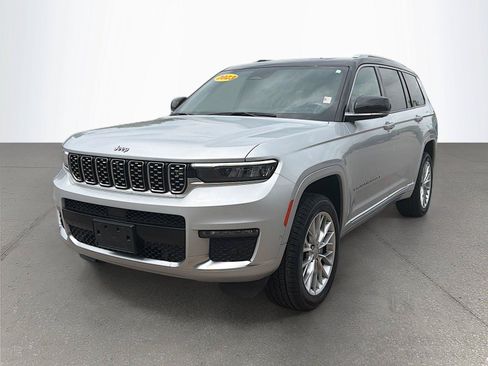 Used 2023 Jeep Grand Cherokee L Summit w/ Advanced Protech Group IV AWD/4WD image 8