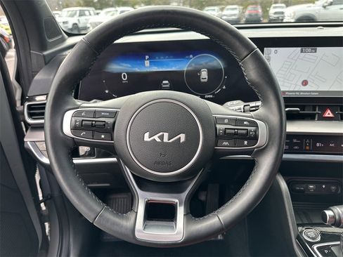 Used 2024 Kia Sportage SX image 11