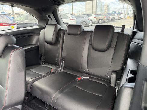 Used 2023 Honda Odyssey Sport image 18