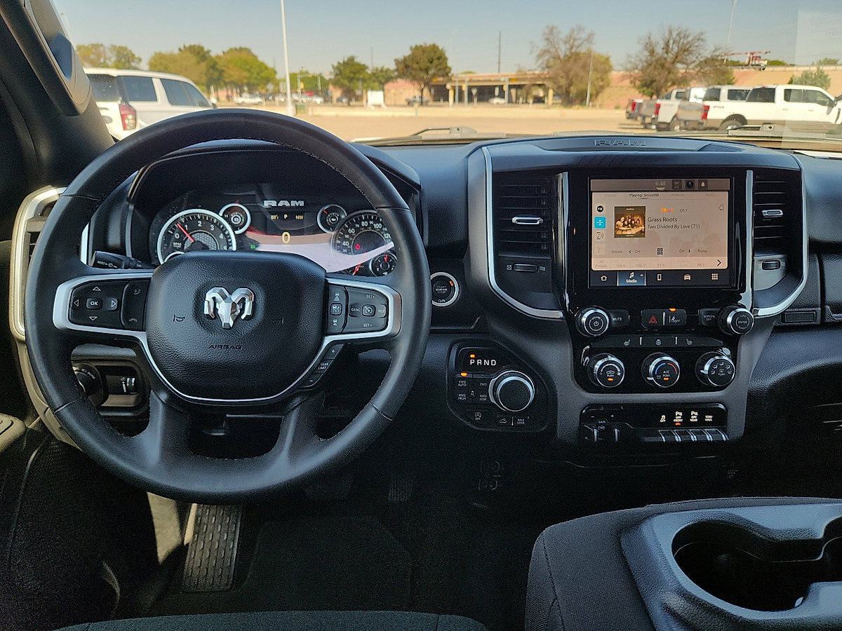 Used 2025 RAM 1500 Big Horn AWD/4WD image 7