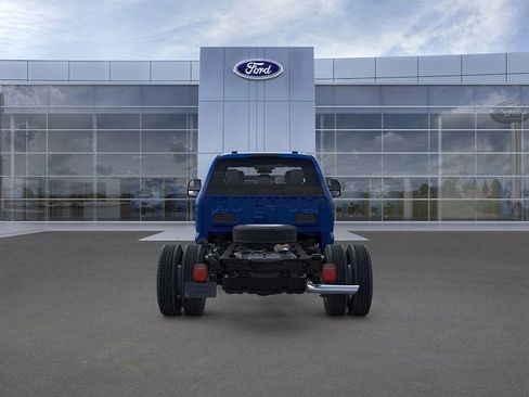 New 2026 Ford F550 4x4 Supercab Super Duty image 5