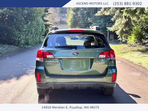 Used 2010 Subaru Outback 2.5i Premium w/ Popular Equipment Group 2A image 4