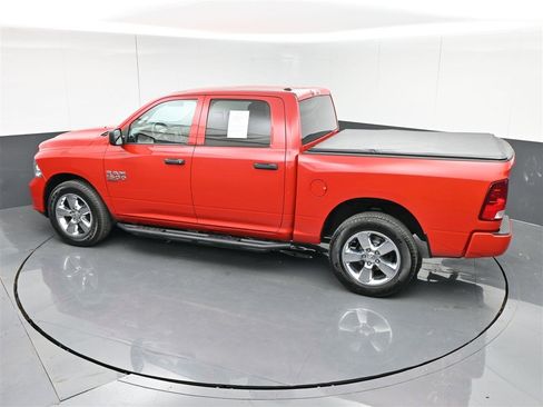 Used 2019 RAM 1500 Express w/ Express Value Package AWD/4WD image 27