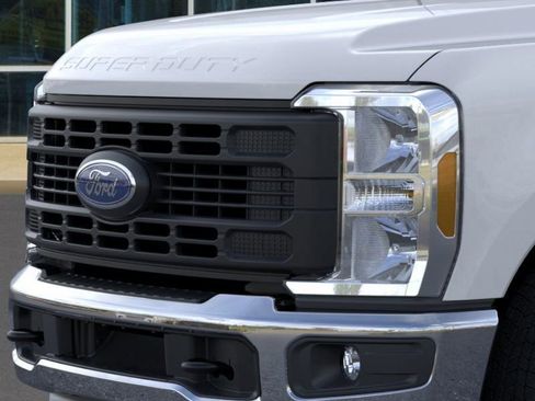 New 2023 Ford F250 XL w/ XL Driver Assist Package image 17